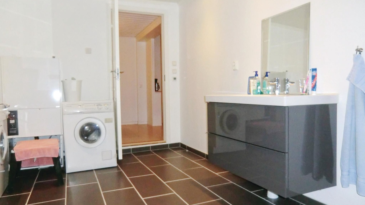 Photo of Bathroom in Hoor