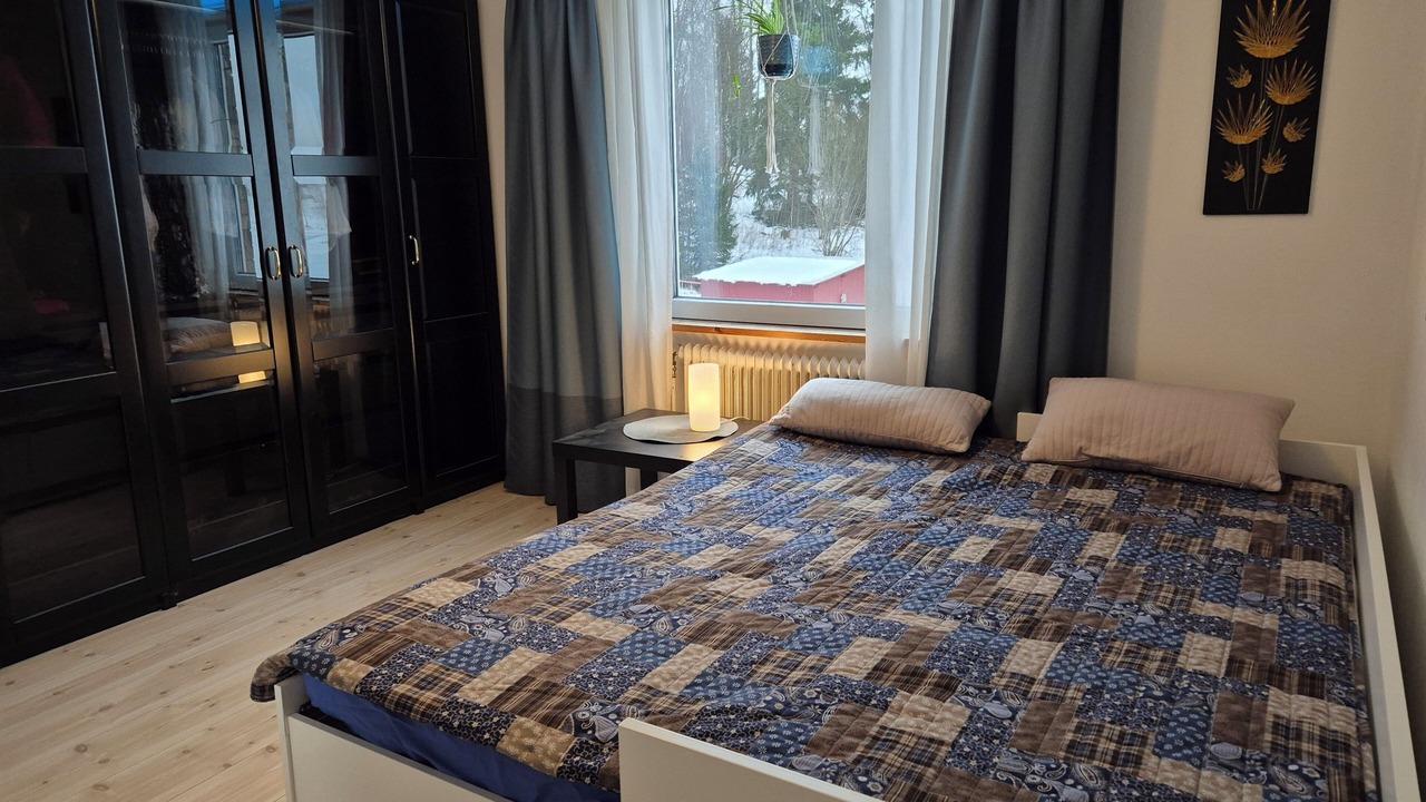 Photo of Bedroom in Axland