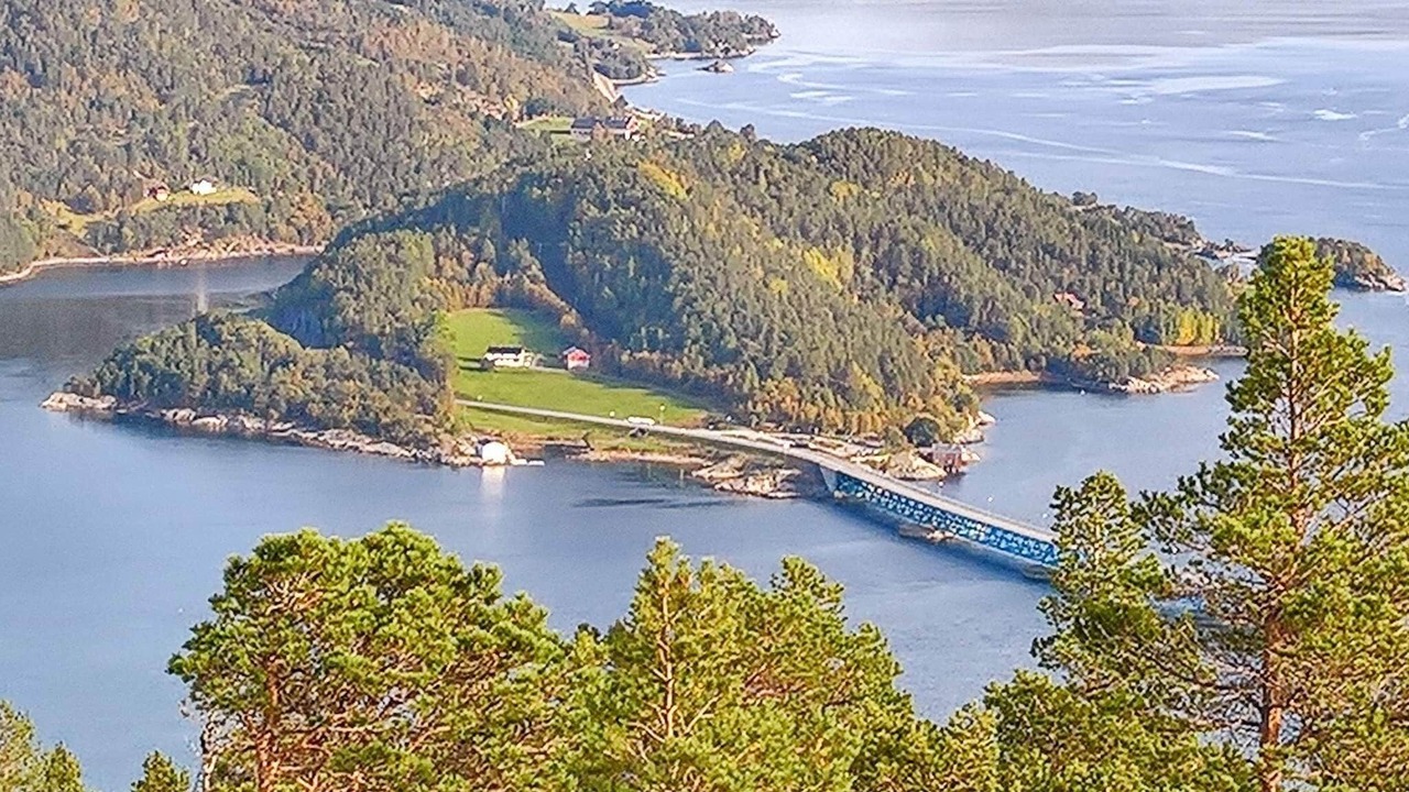 Photo of Outdoor in Torvikbukt