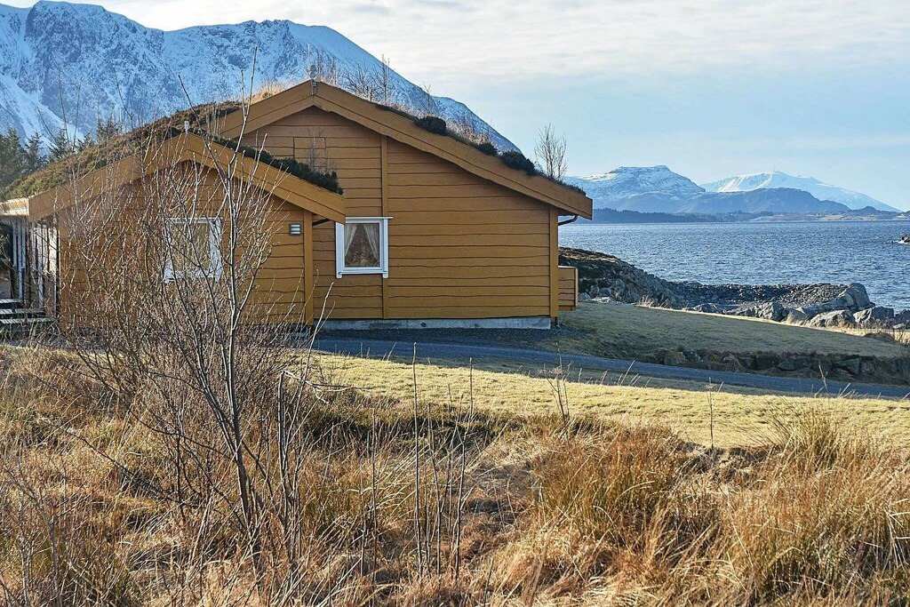 Photo of Buildings in Aukra