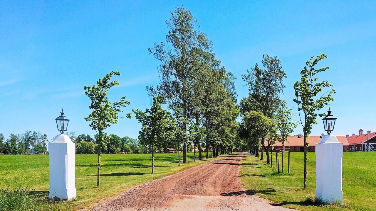 Photo of Outdoor in Hova