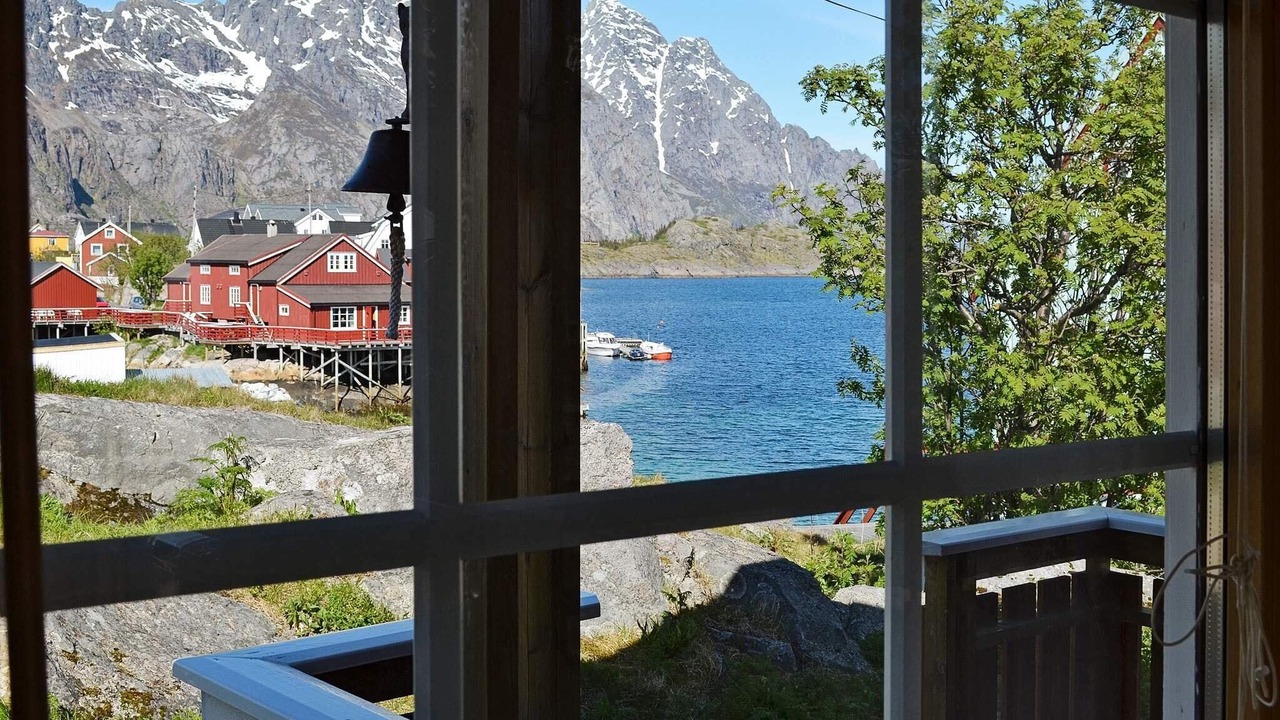 Photo of Others in Henningsvaer