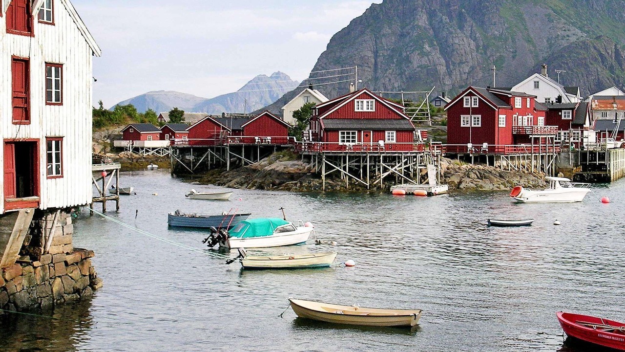 Photo of Others in Henningsvaer