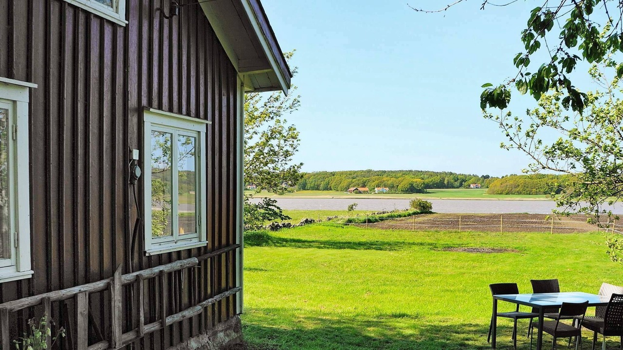 Photo of Outdoor in Kode