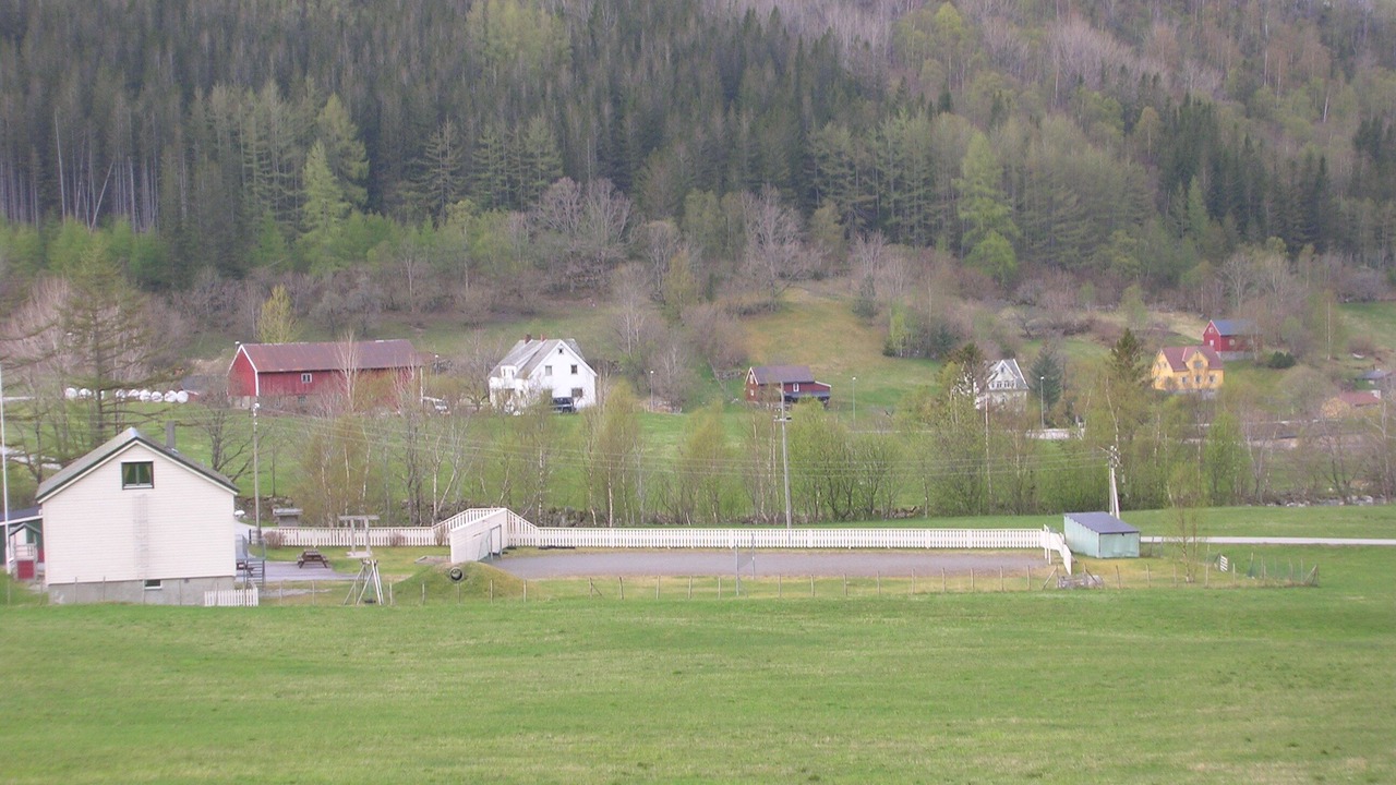 Photo of Others in Hoyanger