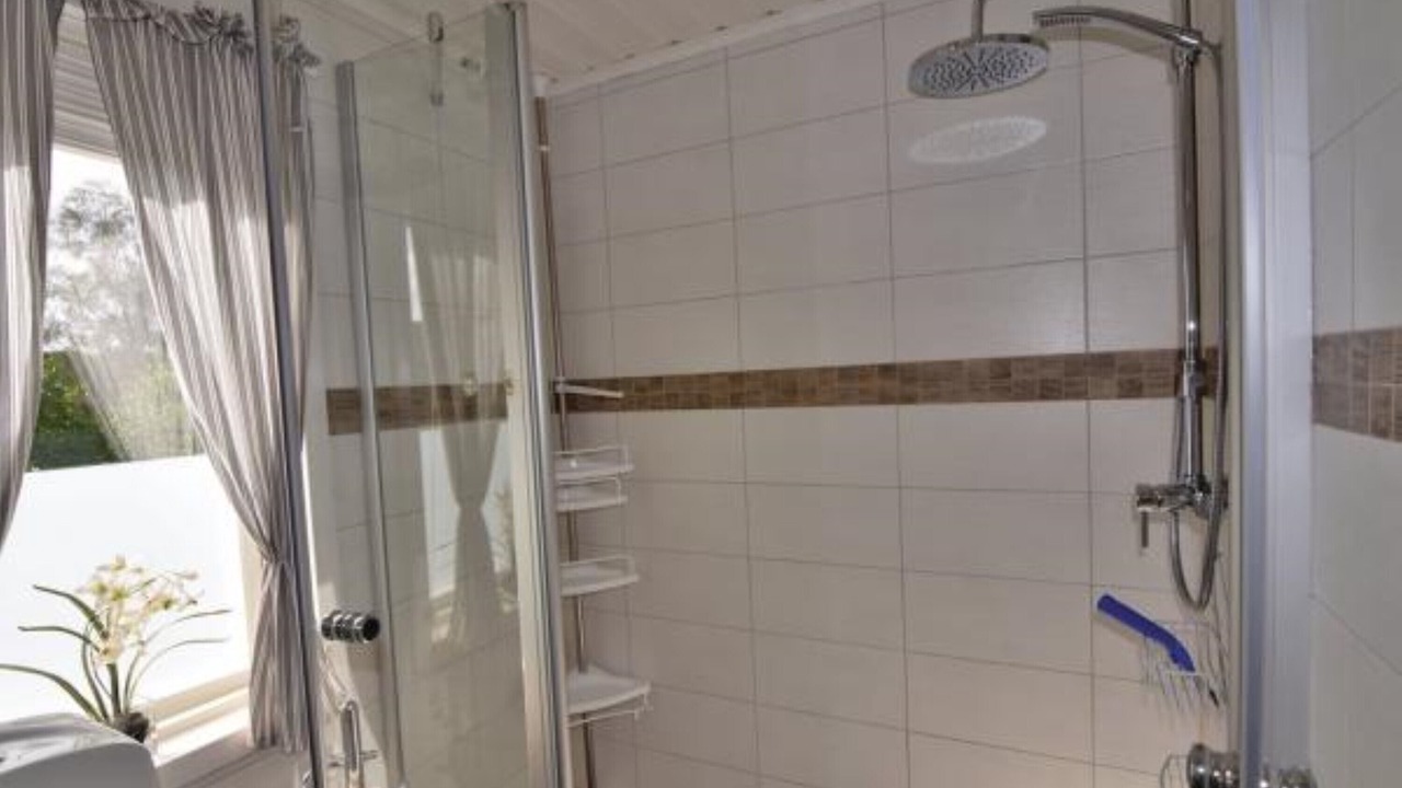 Photo of Bathroom in Katebol