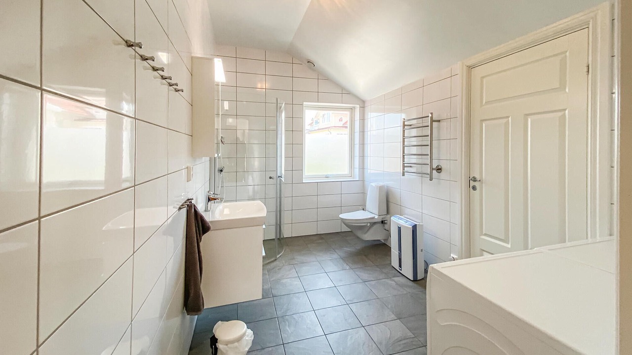 Photo of Bathroom in Ronnang