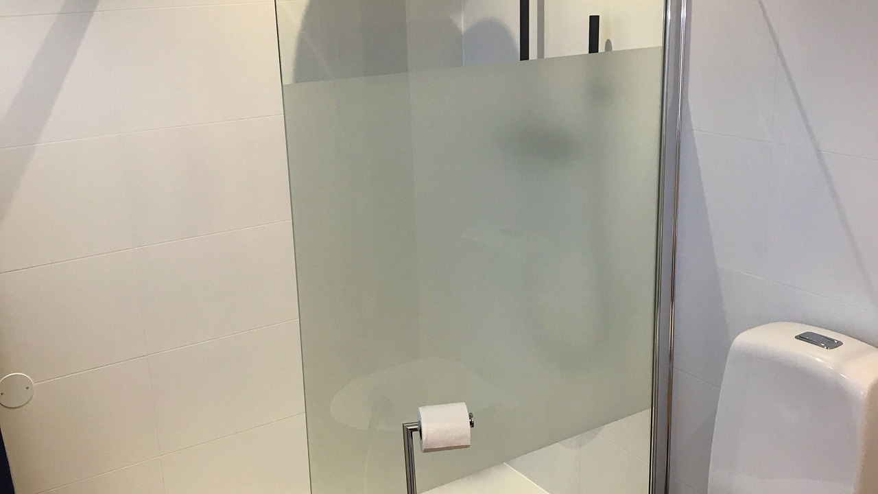 Photo of Bathroom in Ronnang