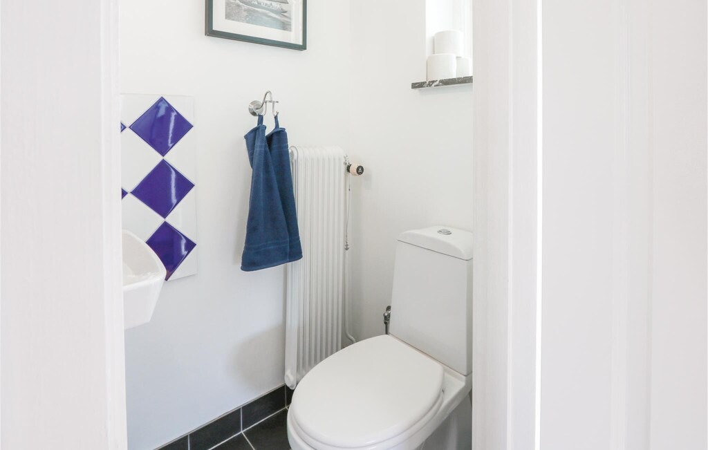 Photo of Bathroom in Abbekas