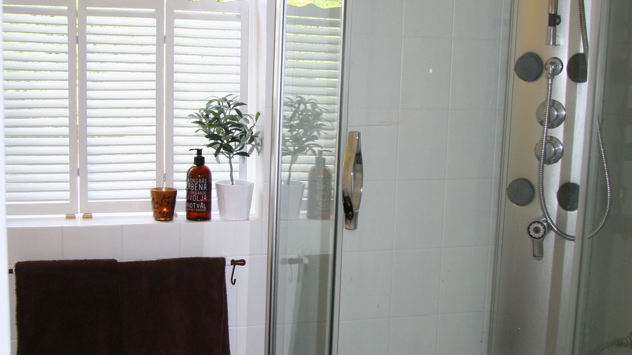 Photo of Bathroom in Asbro