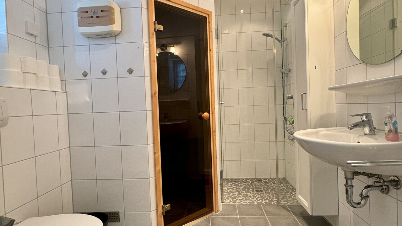Photo of Bathroom in Kamben