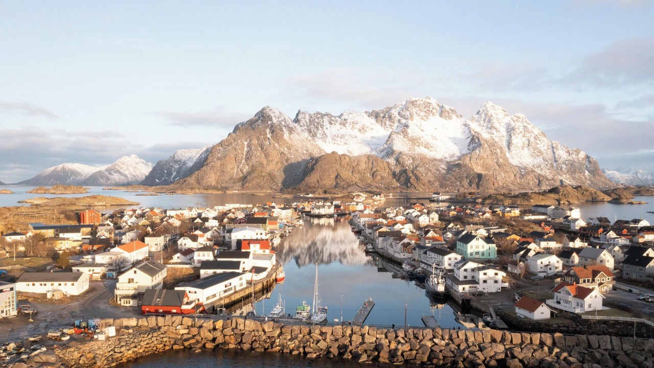 Photo of Others in Henningsvaer