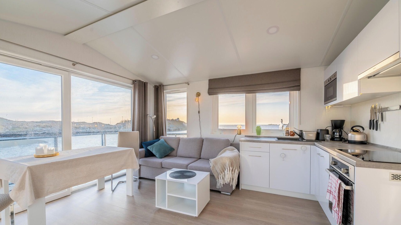 Photo of Kitchen in Henningsvaer