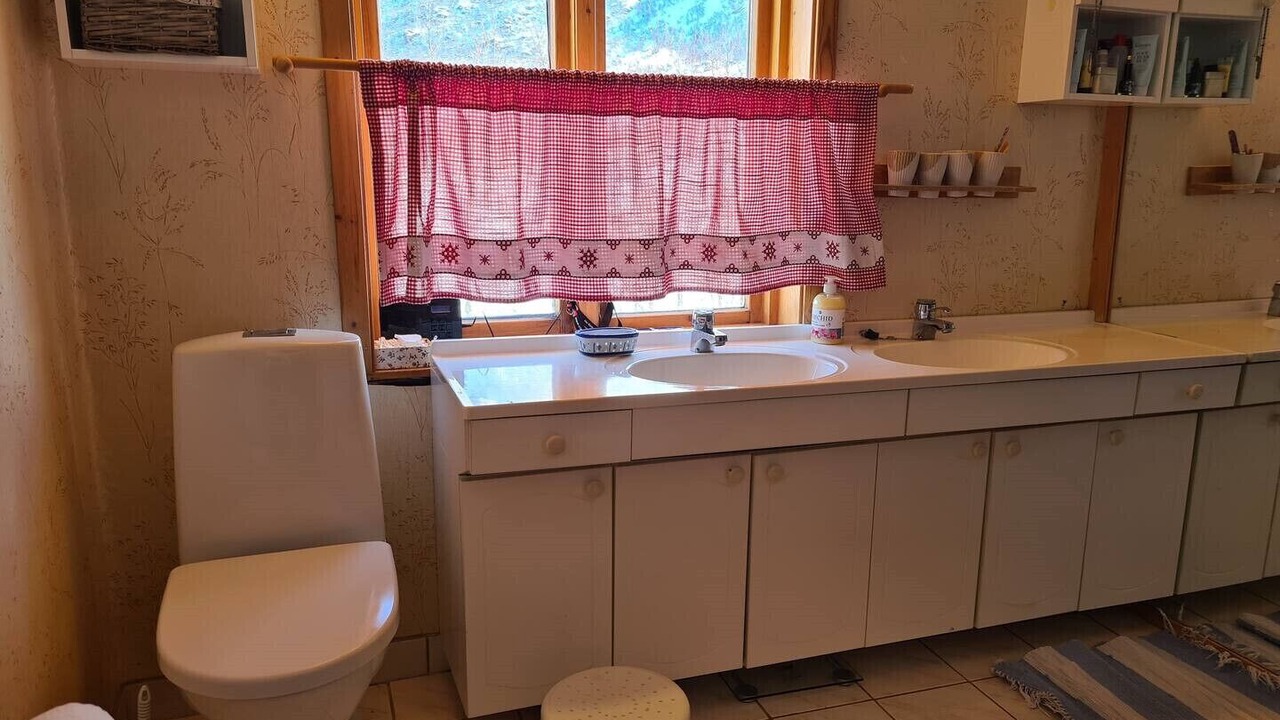 Photo of Bathroom in Vestvagøy