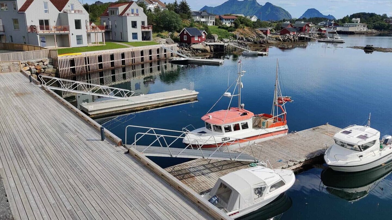 Photo of Others in Ballstad