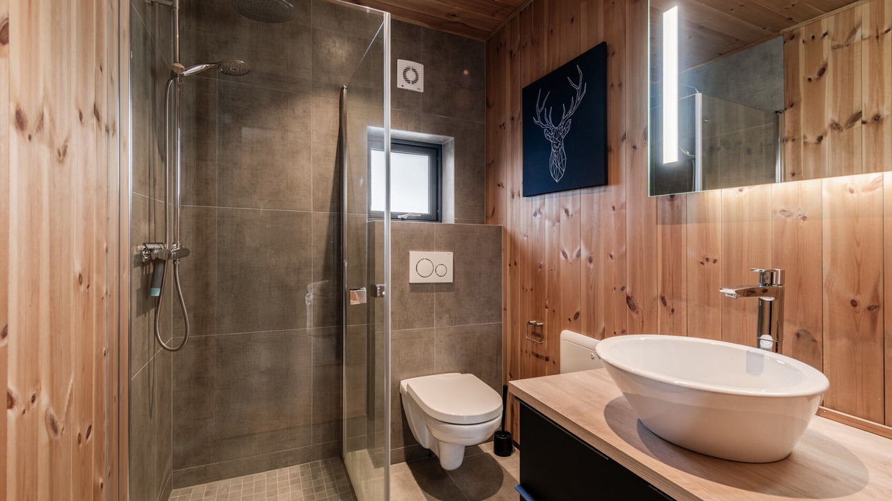 Photo of Bathroom in Hol Municipality