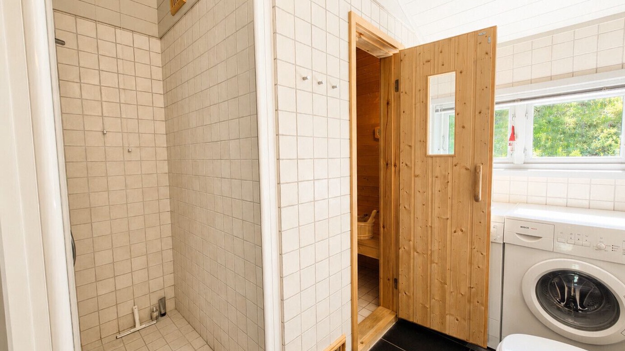 Photo of Bathroom in Hol Municipality