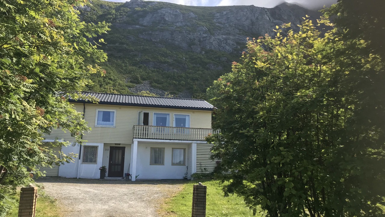 Photo of Others in Flakstad