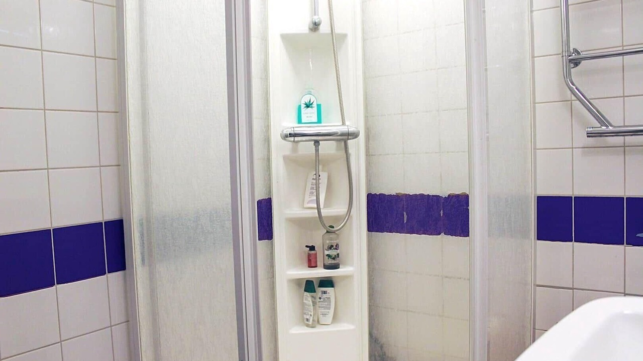 Photo of Bathroom in Larbro