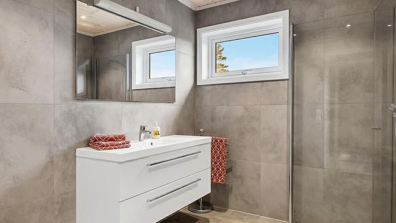 Photo of Bathroom in Gjemnes