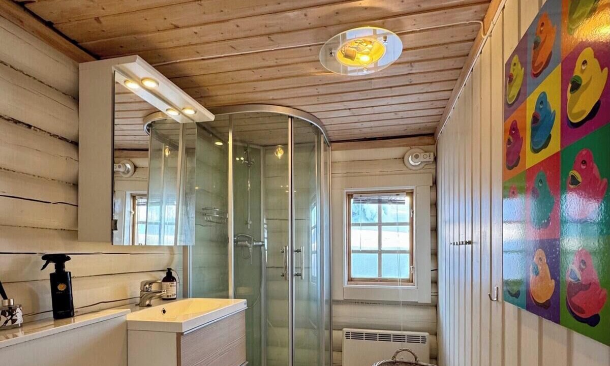 Photo of Bathroom in Oyer