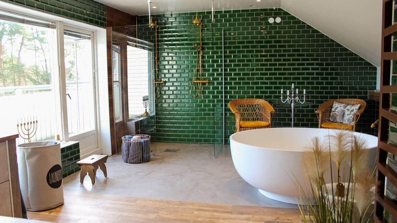 Photo of Bathroom in Larbro
