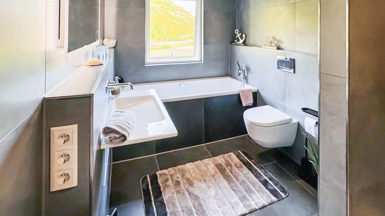 Photo of Bathroom in Luroy