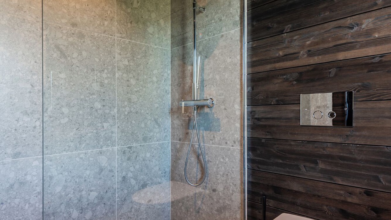 Photo of Bathroom in Hol Municipality