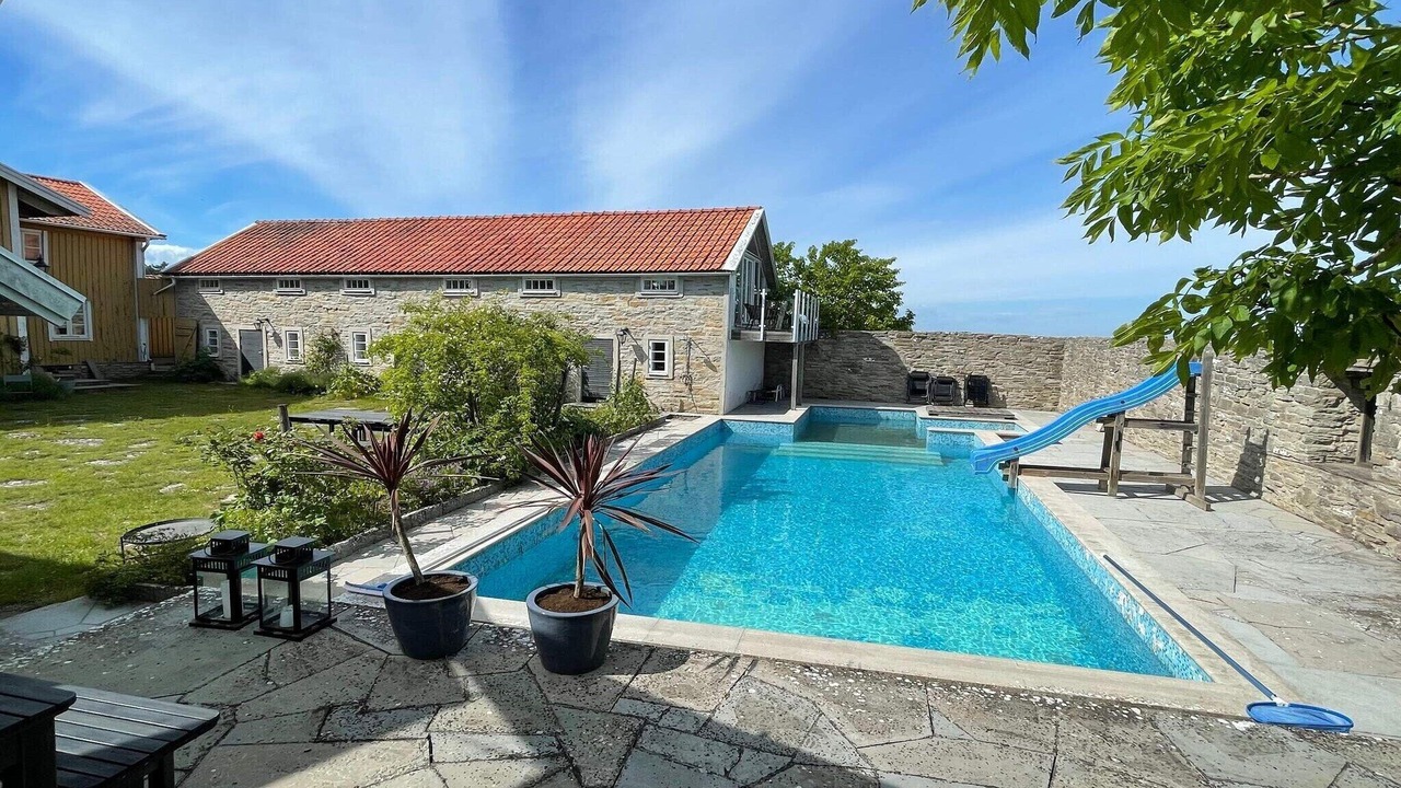 Photo of Outdoor in Morbylanga