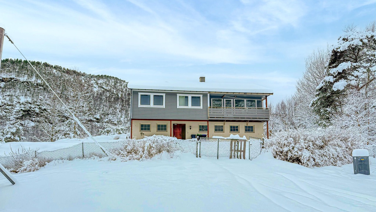Photo of Others in Askvoll