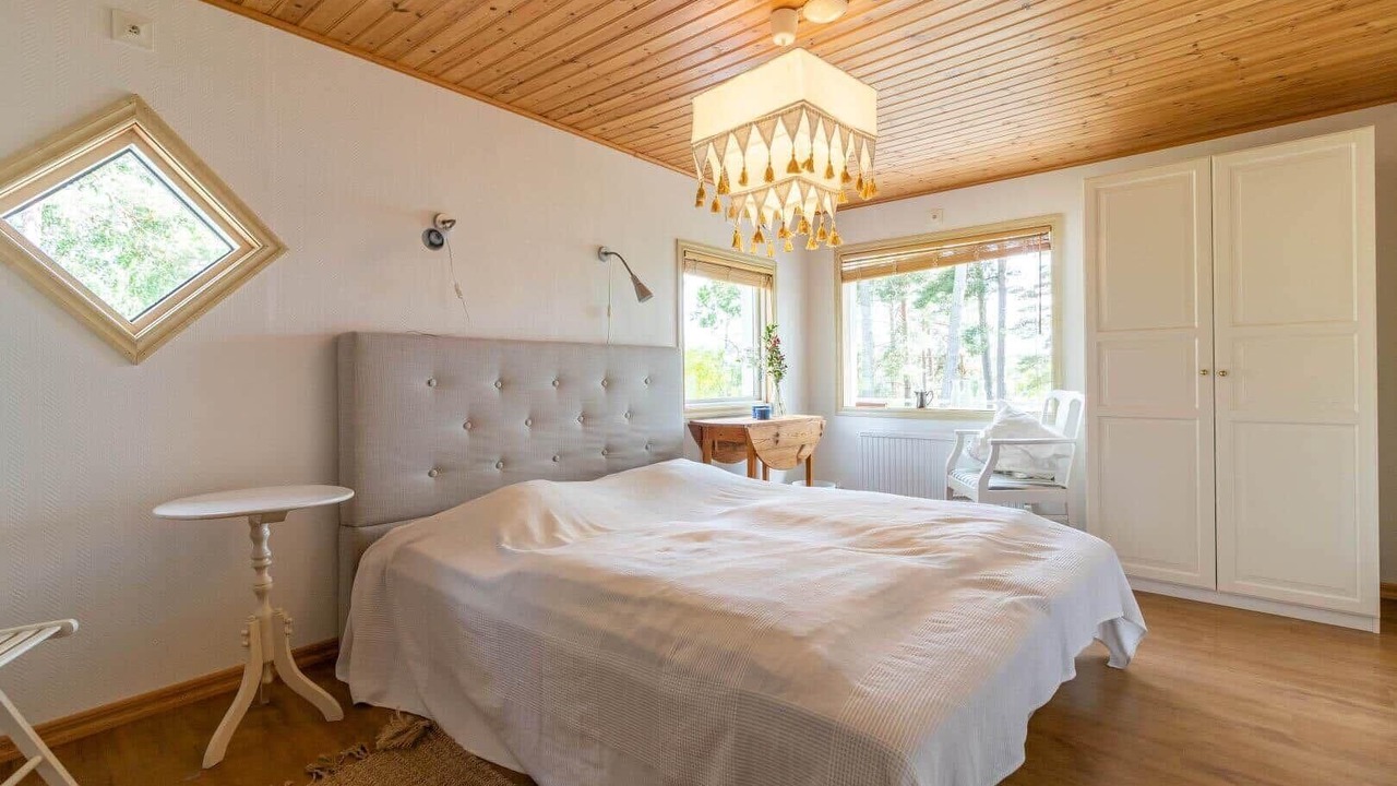 Photo of Bedroom in Monsteras