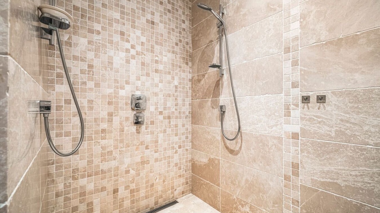 Photo of Bathroom in Sentrum