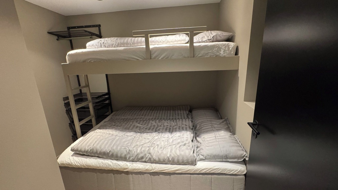 Photo of Bedroom in Saeveland