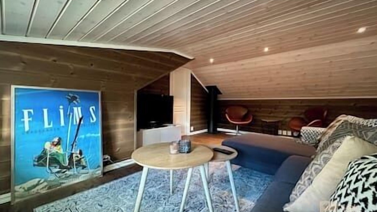Photo of Livingroom in Fla Municipality