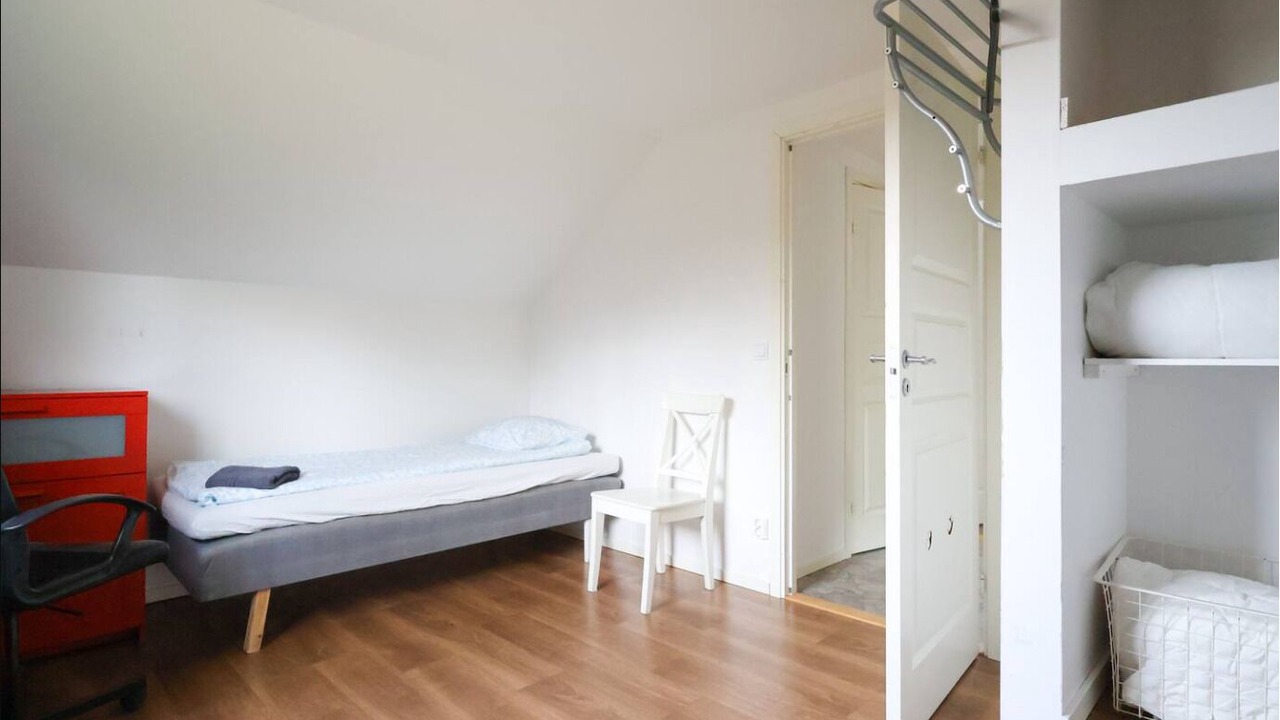 Photo of Bedroom in Save