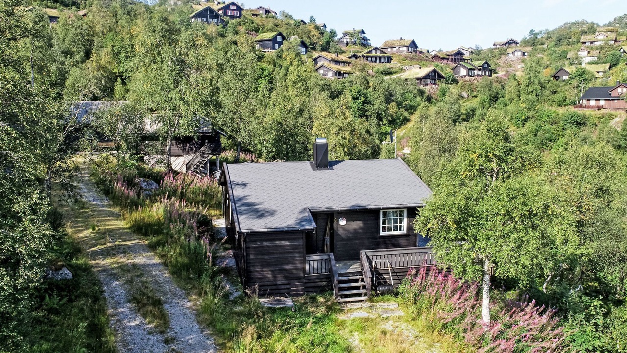 Photo of Others in Ljosland