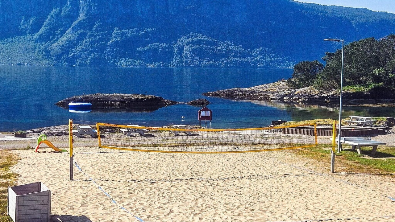 Photo of Others in Hyllestad