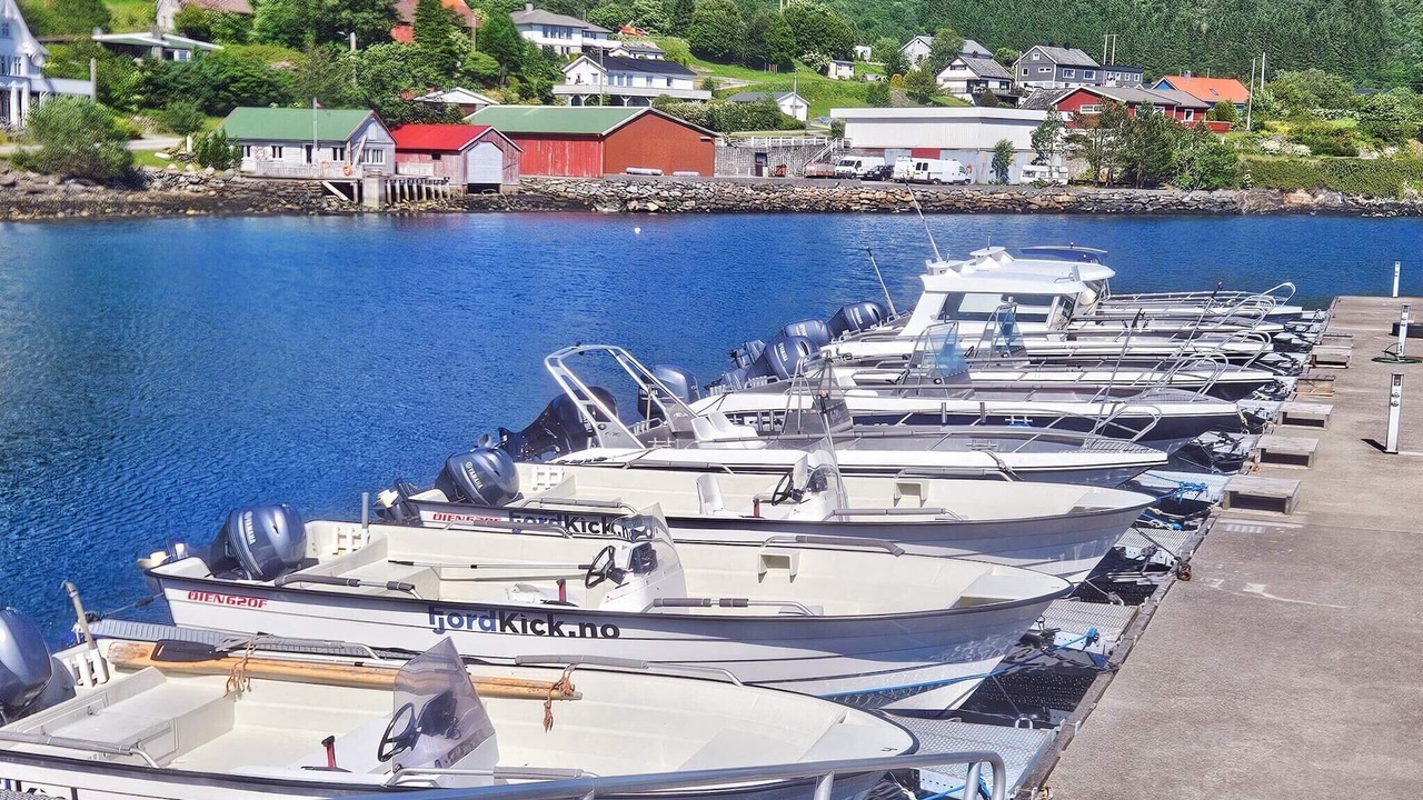 Photo of Others in Hyllestad