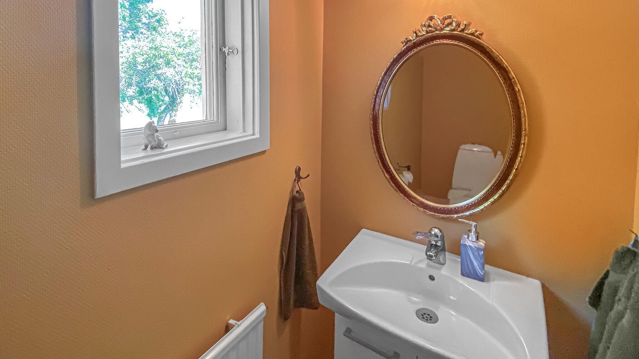 Photo of Bathroom in Jat
