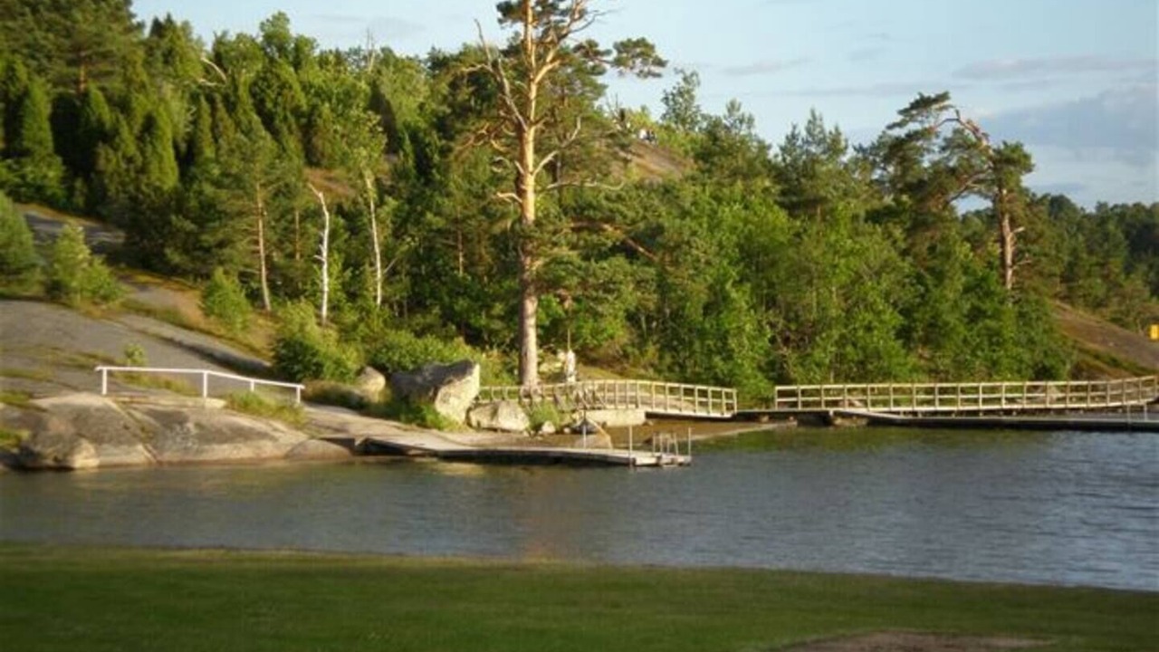 Photo of Others in Brakne-Hoby