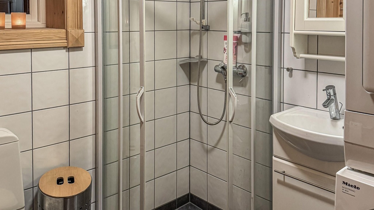 Photo of Bathroom in Al Municipality