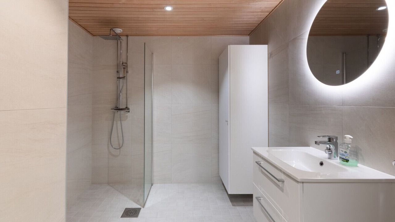 Photo of Bathroom in Etelainen District