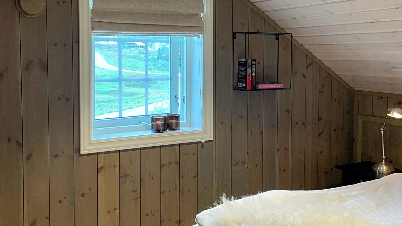 Photo of Bedroom in B