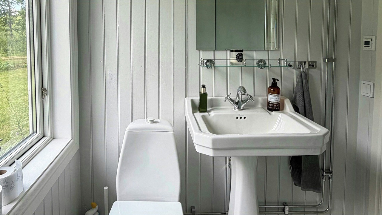 Photo of Bathroom in Tibro