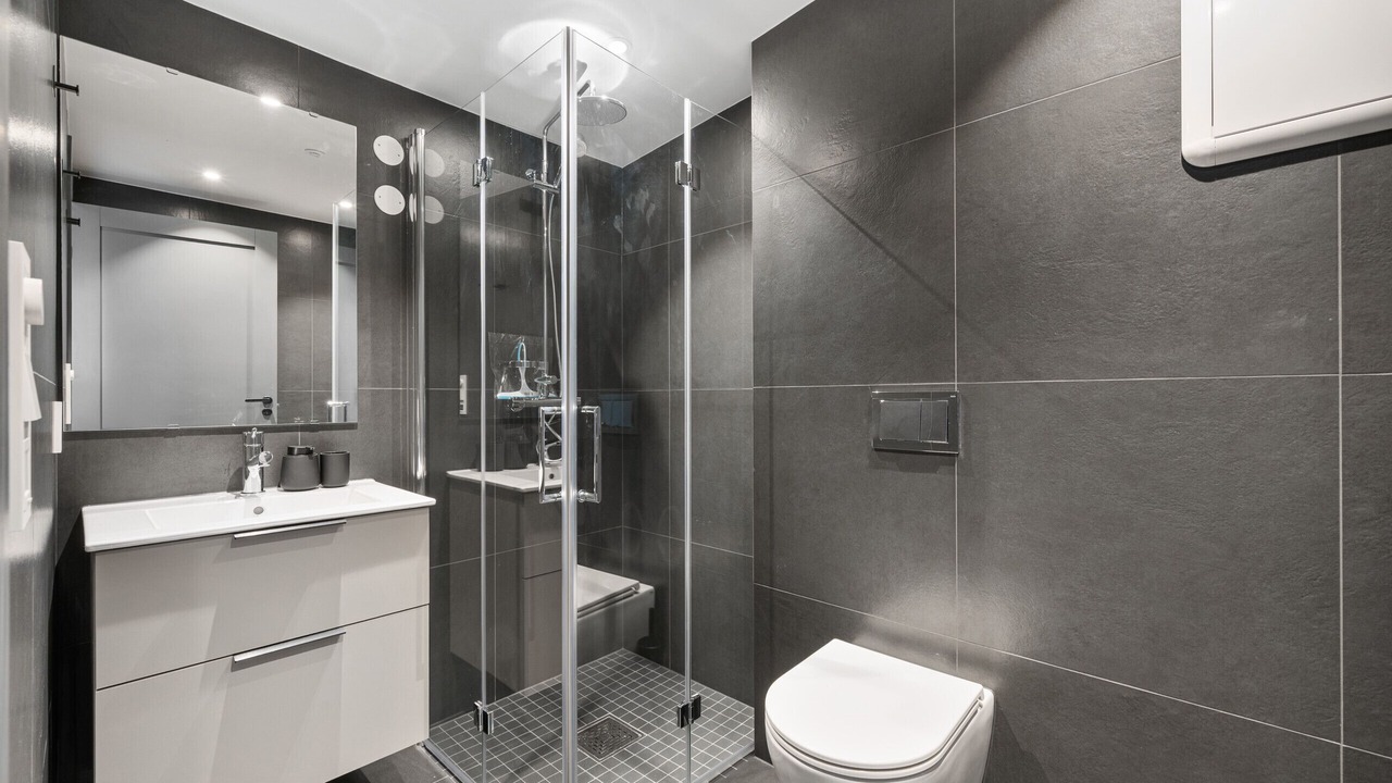Photo of Bathroom in Henningsvaer