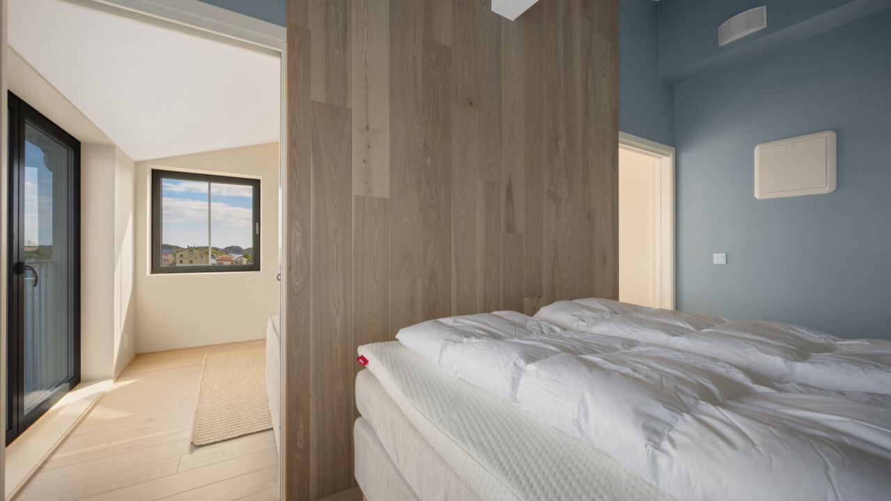 Photo of Bedroom in Henningsvaer