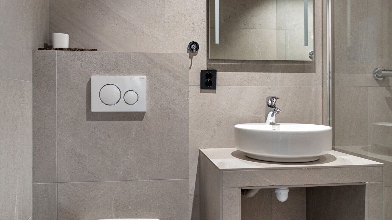 Photo of Bathroom in Henningsvaer