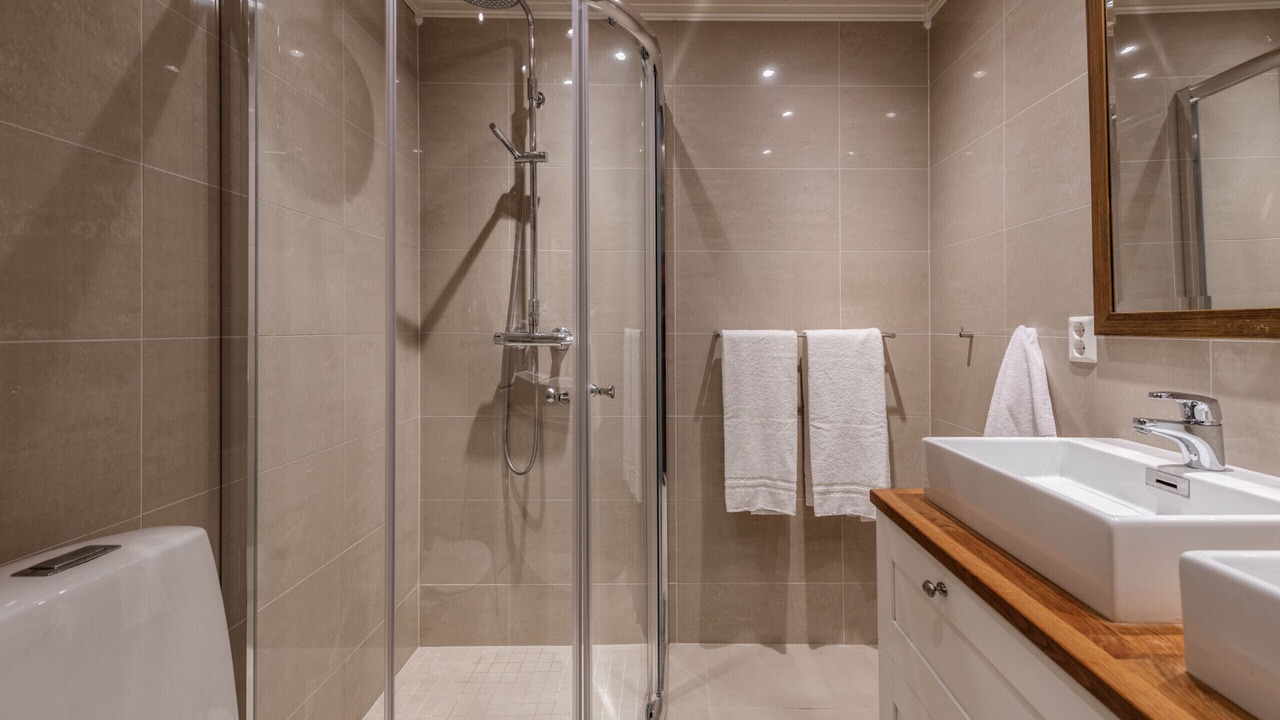 Photo of Bathroom in Hol Municipality