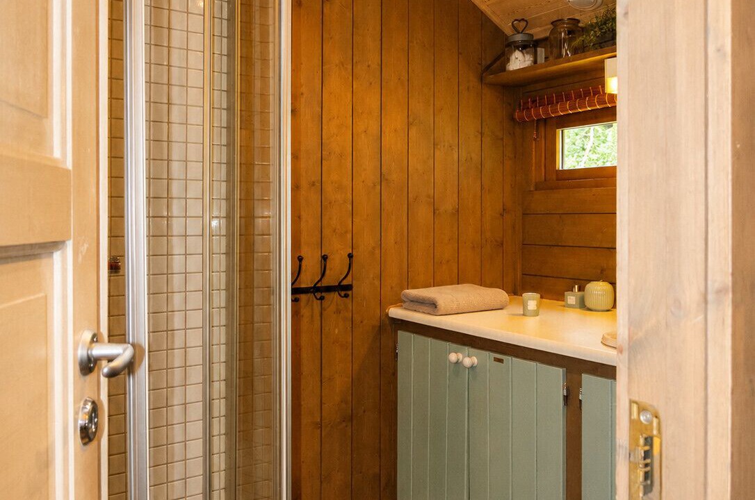 Photo of Bathroom in Hol Municipality