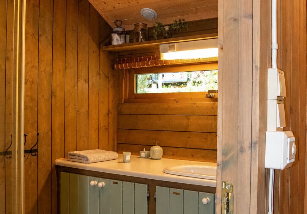 Photo of Bathroom in Hol Municipality